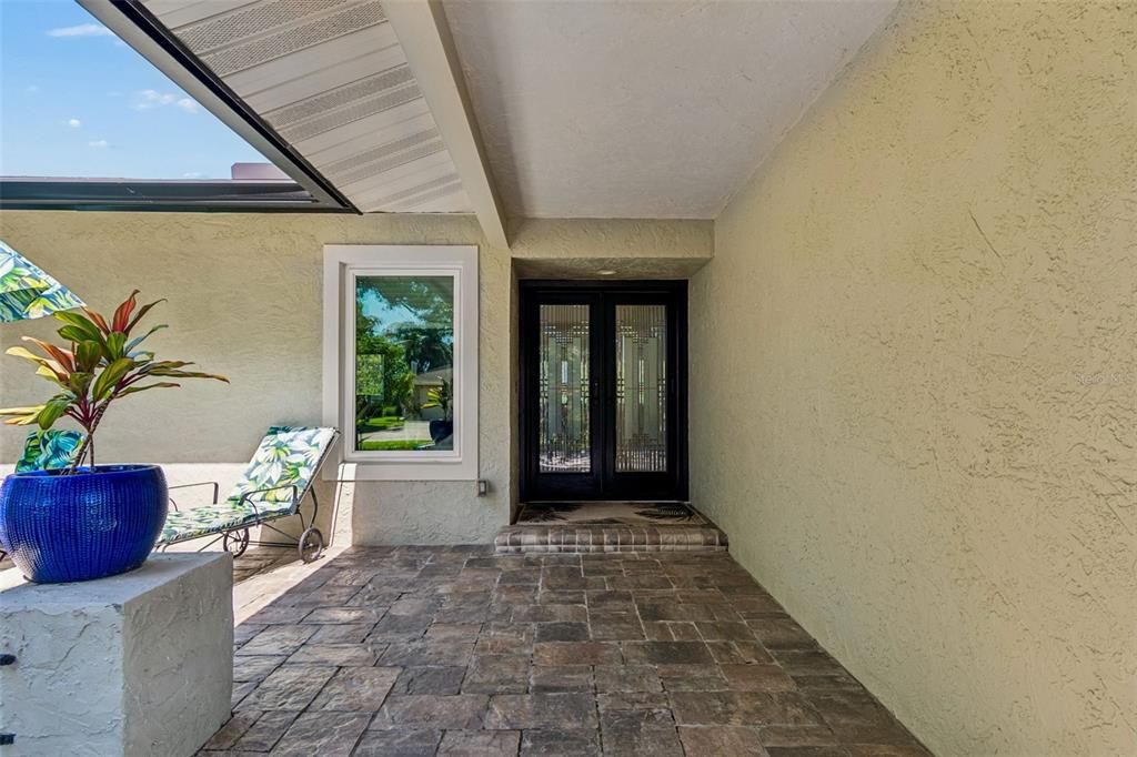 En Venta: $975,000 (2 camas, 2 baños, 1689 Pies cuadrados)