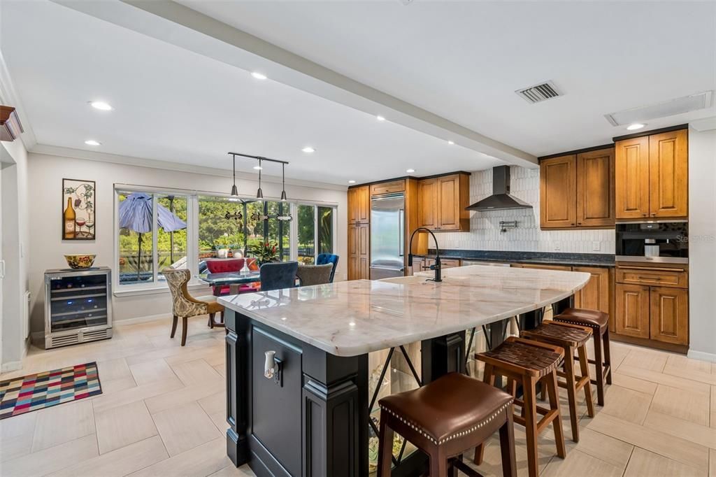 En Venta: $975,000 (2 camas, 2 baños, 1689 Pies cuadrados)