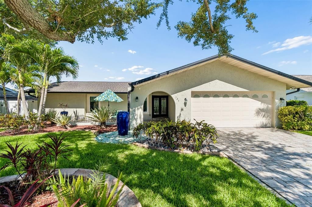 En Venta: $975,000 (2 camas, 2 baños, 1689 Pies cuadrados)