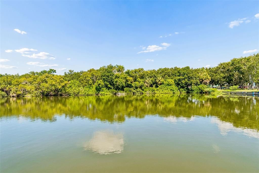 En Venta: $975,000 (2 camas, 2 baños, 1689 Pies cuadrados)