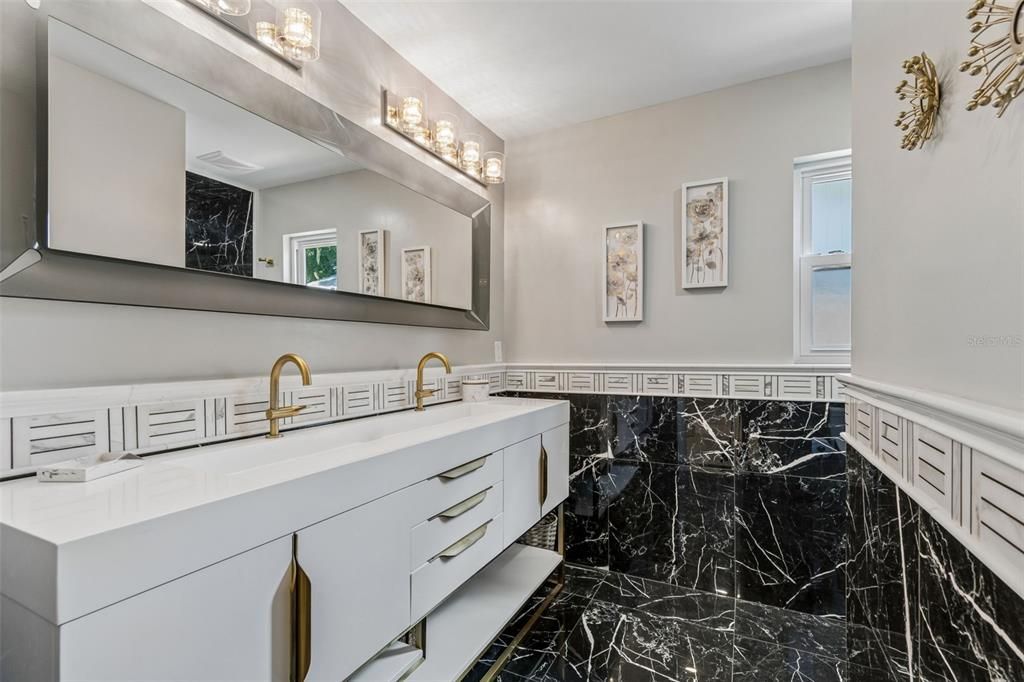 En Venta: $975,000 (2 camas, 2 baños, 1689 Pies cuadrados)