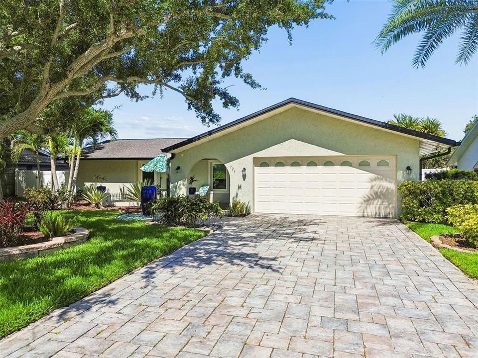 En Venta: $975,000 (2 camas, 2 baños, 1689 Pies cuadrados)