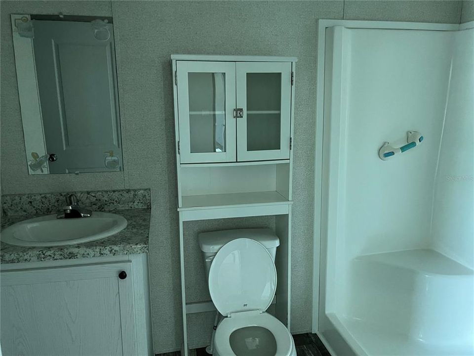 На продажу: $265,000 (2 спален, 2 ванн, 910 Квадратных фут)