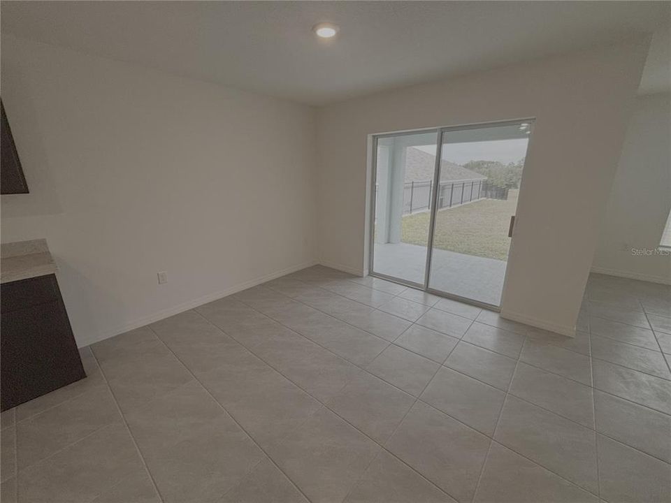 В аренду: $1,995 (4 спален, 2 ванн, 1804 Квадратных фут)
