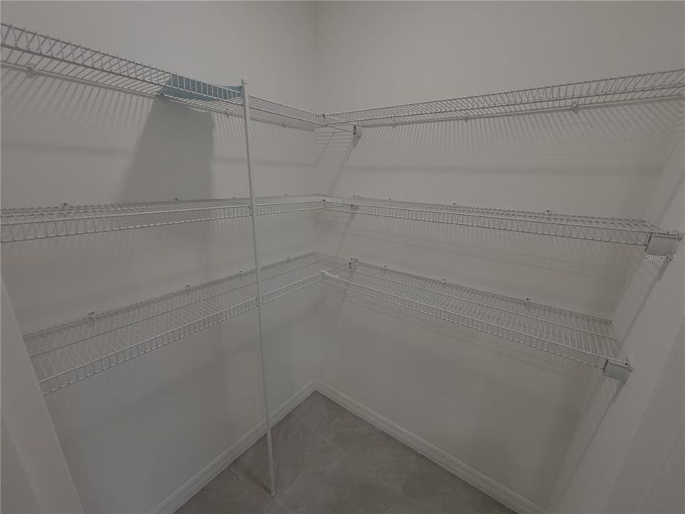 В аренду: $1,995 (4 спален, 2 ванн, 1804 Квадратных фут)