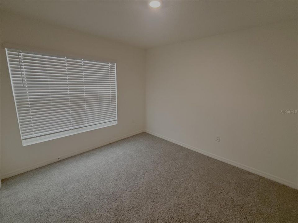 В аренду: $1,995 (4 спален, 2 ванн, 1804 Квадратных фут)