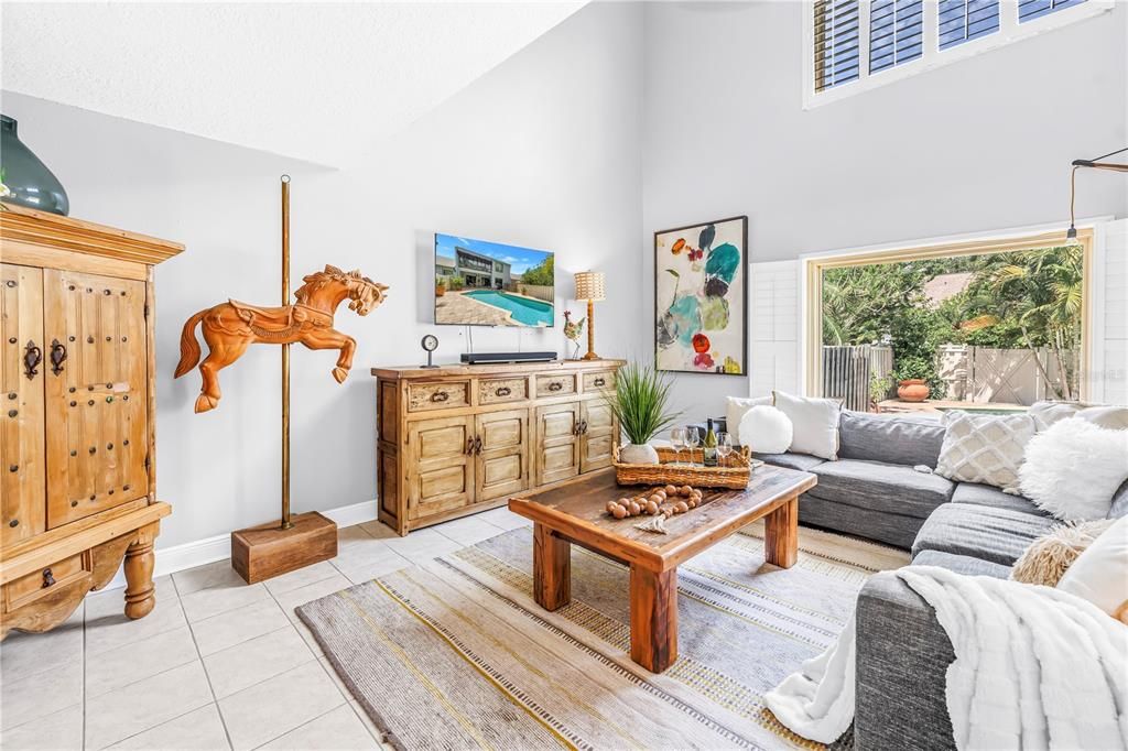 На продажу: $590,000 (3 спален, 3 ванн, 1796 Квадратных фут)