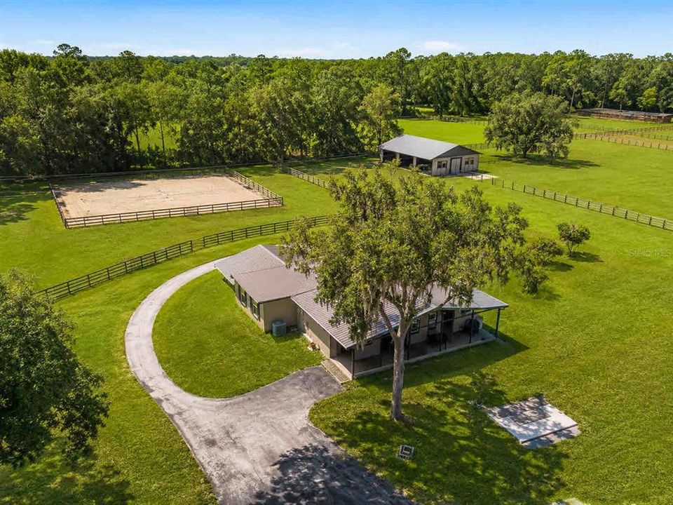 For Sale: $1,595,000 (3 beds, 2 baths, 1719 Square Feet)
