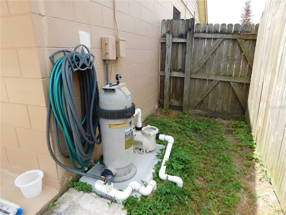 For Sale: $365,000 (4 beds, 2 baths, 1426 Square Feet)