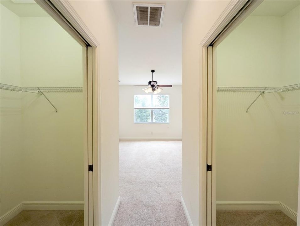 For Sale: $230,000 (3 beds, 2 baths, 1706 Square Feet)