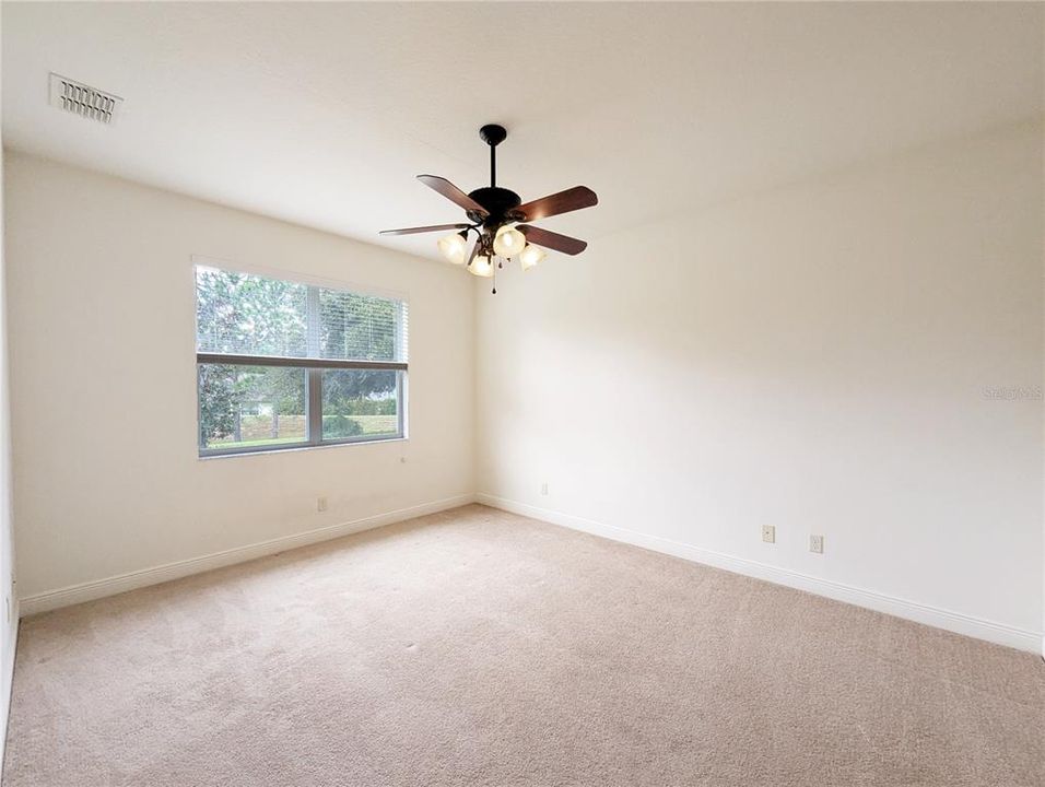 For Sale: $230,000 (3 beds, 2 baths, 1706 Square Feet)