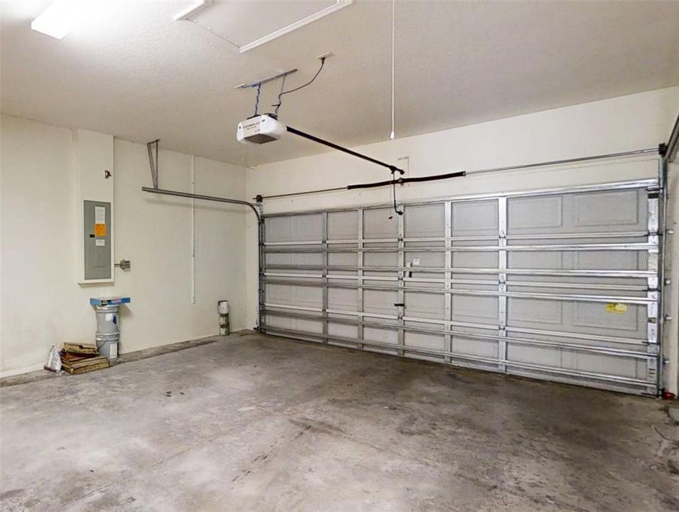 For Sale: $230,000 (3 beds, 2 baths, 1706 Square Feet)