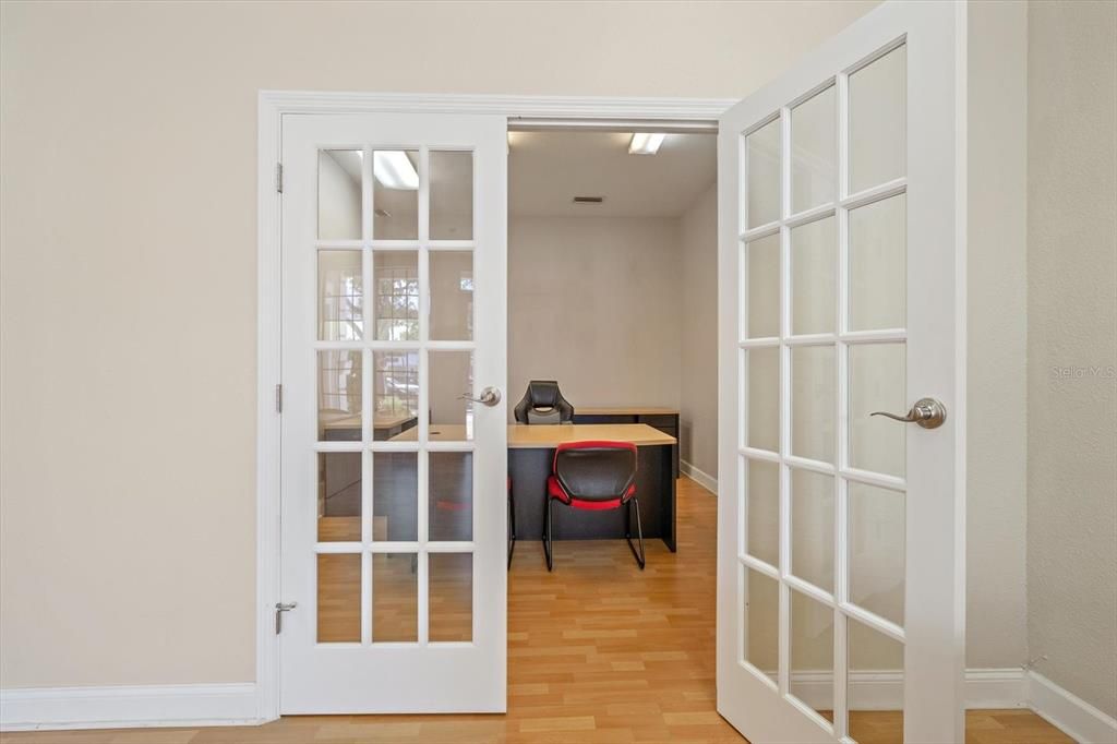 For Sale: $375,000 (0 beds, 0 baths, 1152 Square Feet)