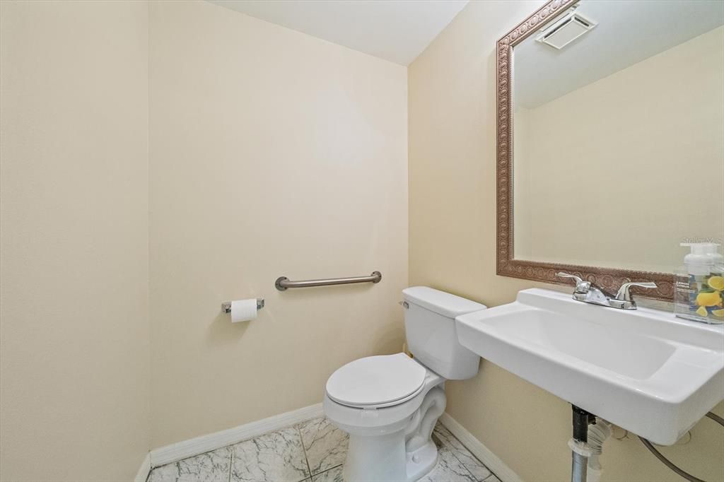 For Sale: $375,000 (0 beds, 0 baths, 1152 Square Feet)