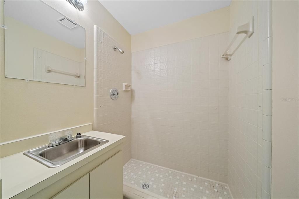 For Sale: $375,000 (0 beds, 0 baths, 1152 Square Feet)