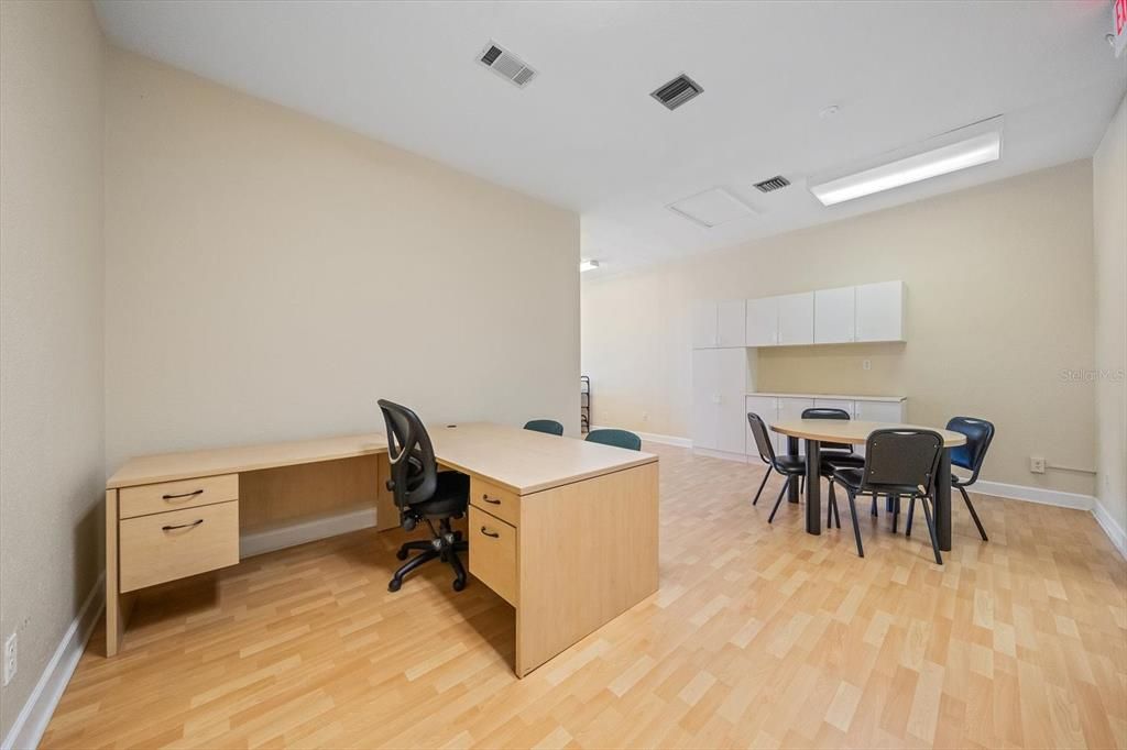 For Sale: $375,000 (0 beds, 0 baths, 1152 Square Feet)