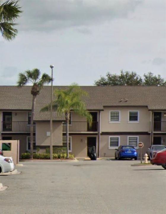 For Sale: $154,000 (2 beds, 2 baths, 996 Square Feet)