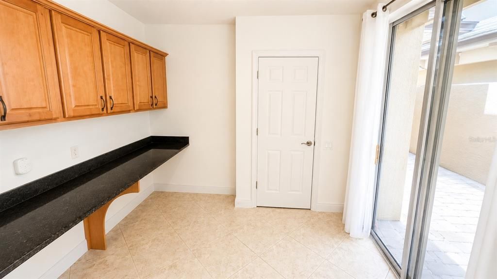 For Rent: $3,250 (3 beds, 2 baths, 1804 Square Feet)