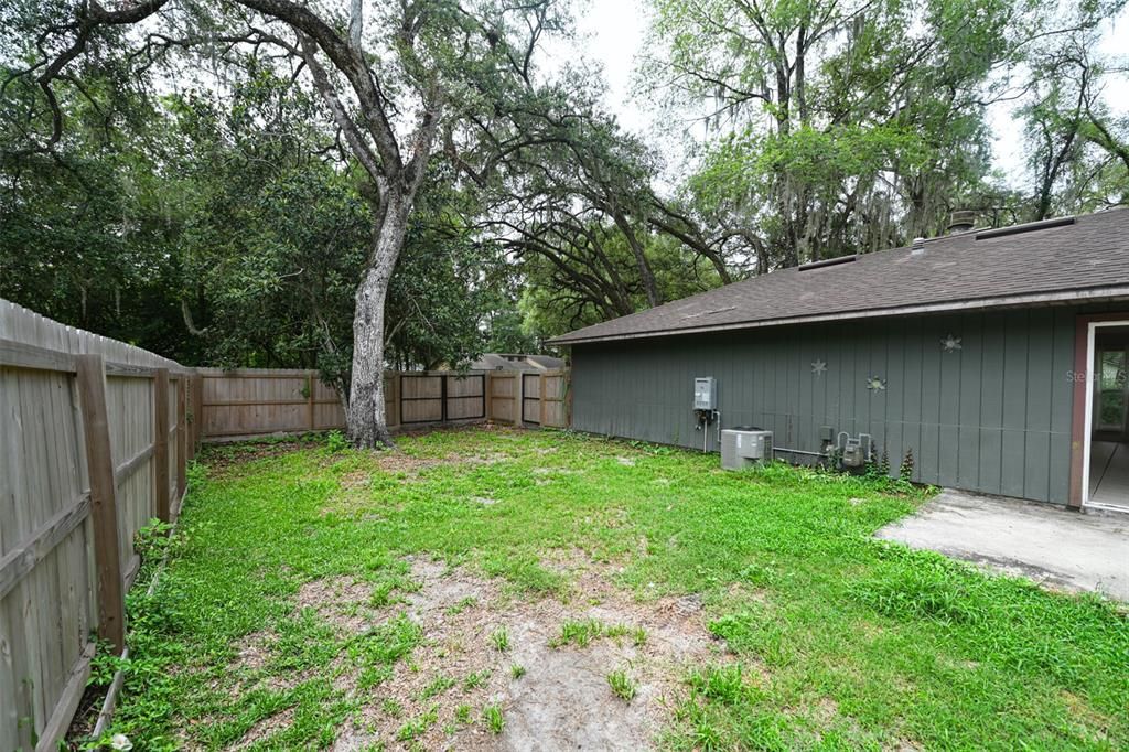 For Sale: $329,000 (3 beds, 2 baths, 1400 Square Feet)