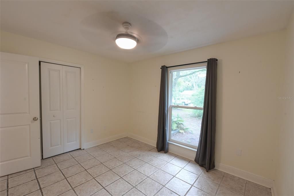 For Sale: $329,000 (3 beds, 2 baths, 1400 Square Feet)