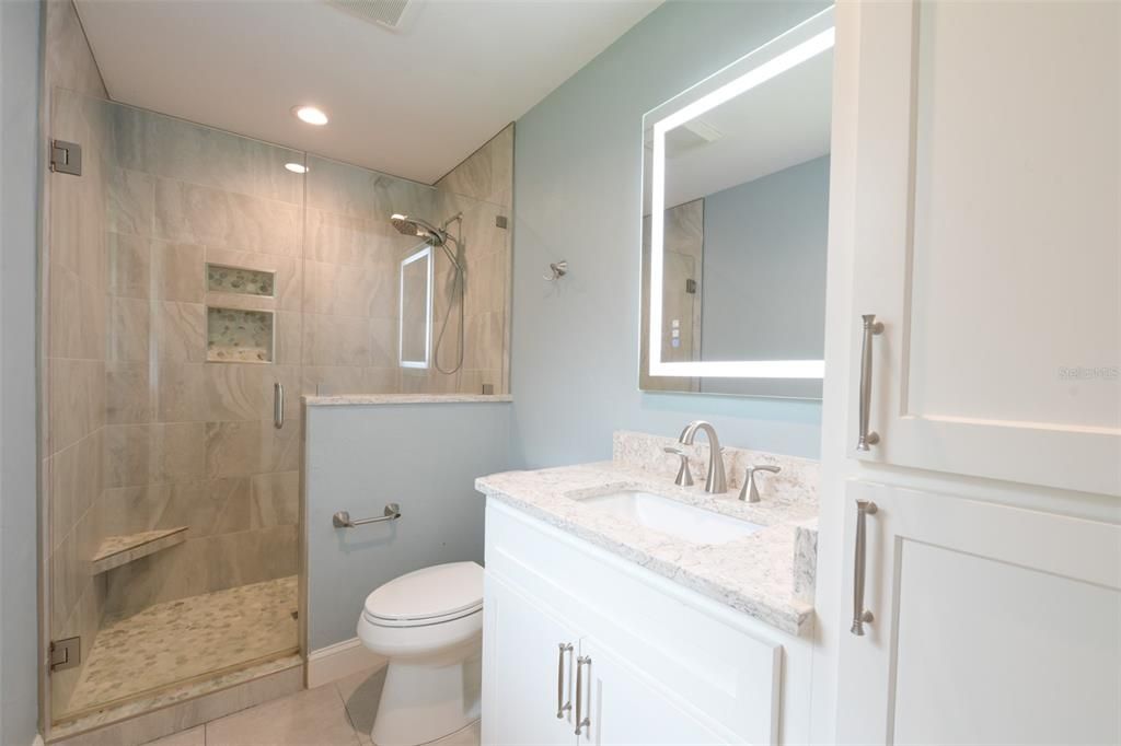 For Sale: $329,000 (3 beds, 2 baths, 1400 Square Feet)