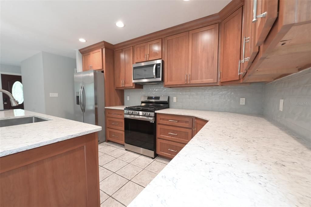 For Sale: $329,000 (3 beds, 2 baths, 1400 Square Feet)