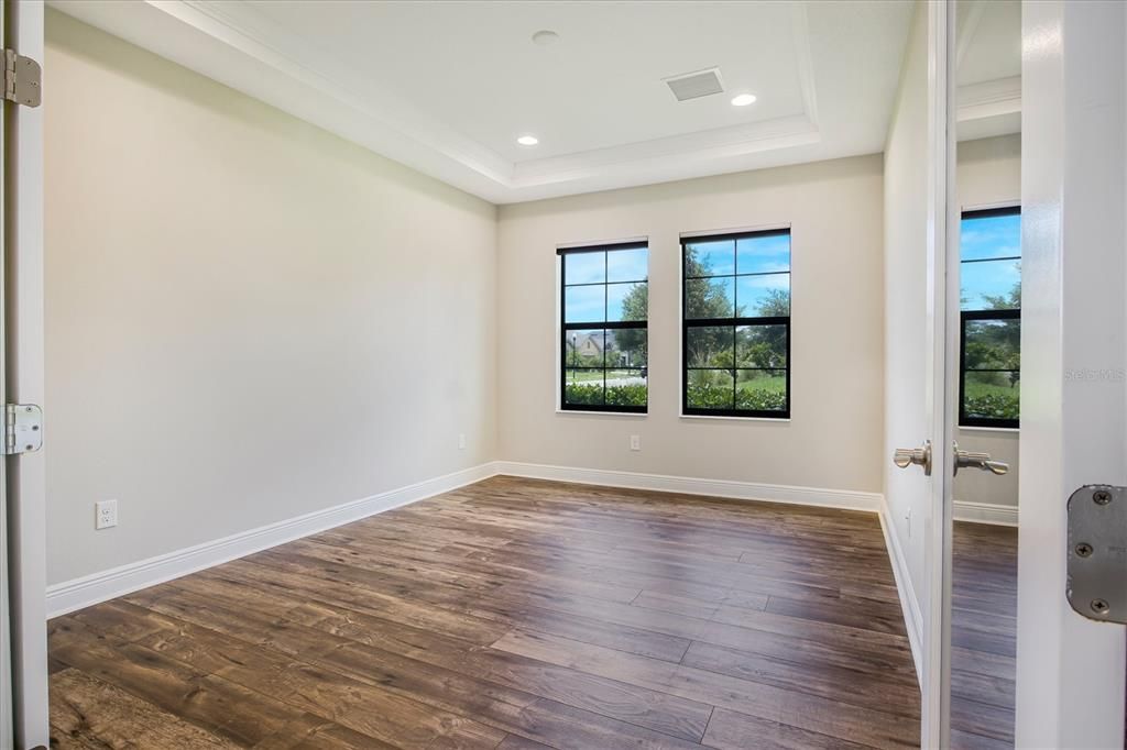 For Rent: $4,500 (5 beds, 4 baths, 4295 Square Feet)