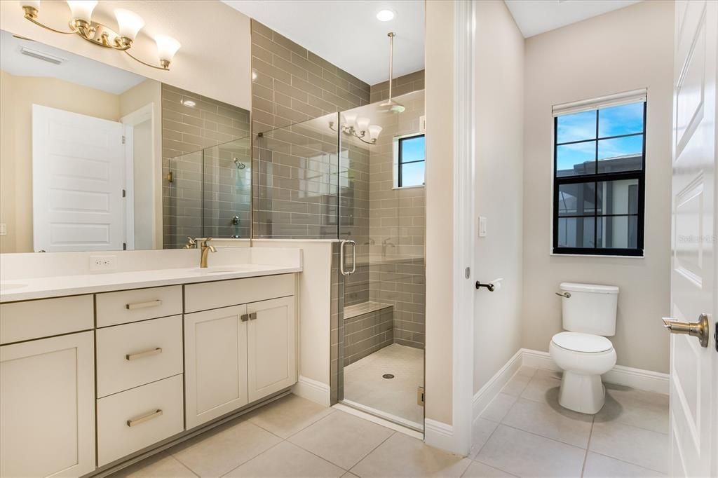 For Rent: $4,500 (5 beds, 4 baths, 4295 Square Feet)