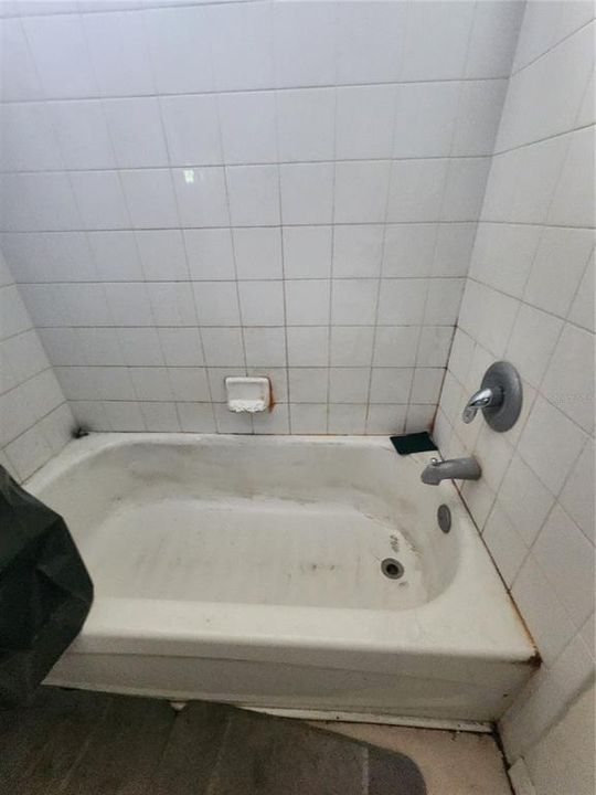 For Sale: $195,000 (2 beds, 2 baths, 1657 Square Feet)