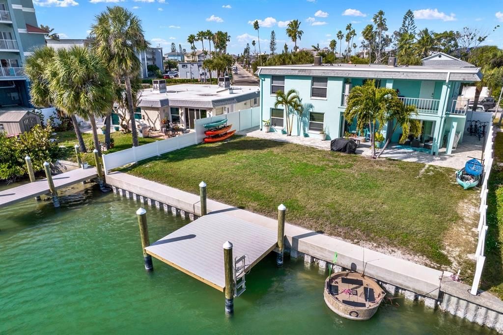 For Rent: $2,000 (1 beds, 1 baths, 600 Square Feet)