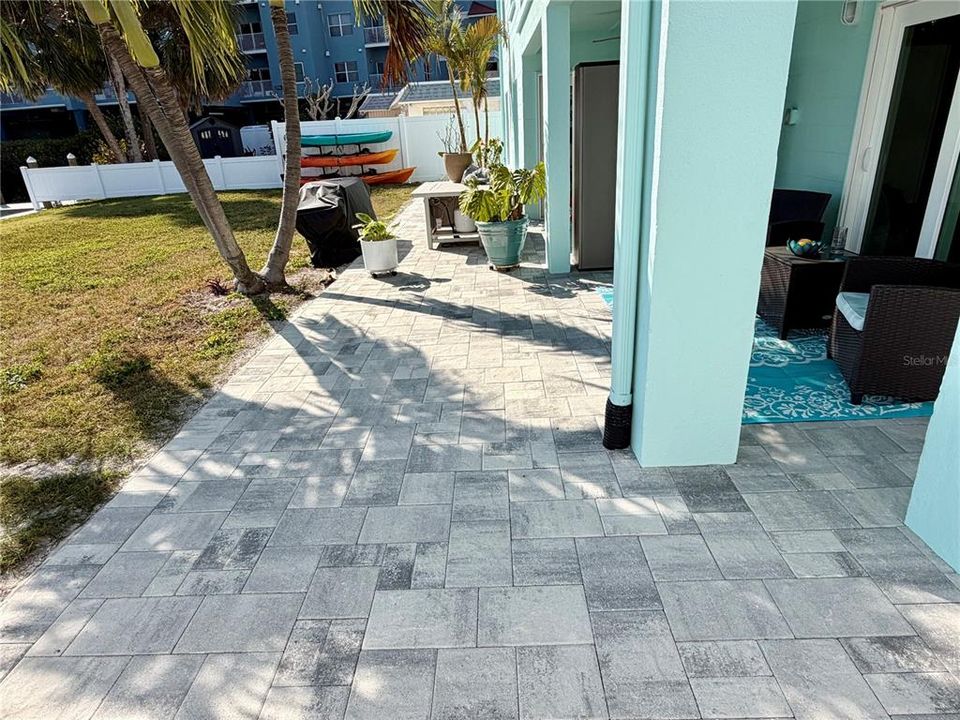For Rent: $2,000 (1 beds, 1 baths, 600 Square Feet)