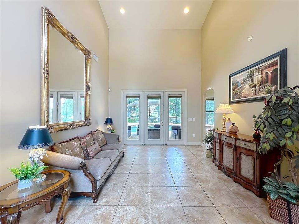 For Sale: $1,075,000 (4 beds, 4 baths, 3552 Square Feet)