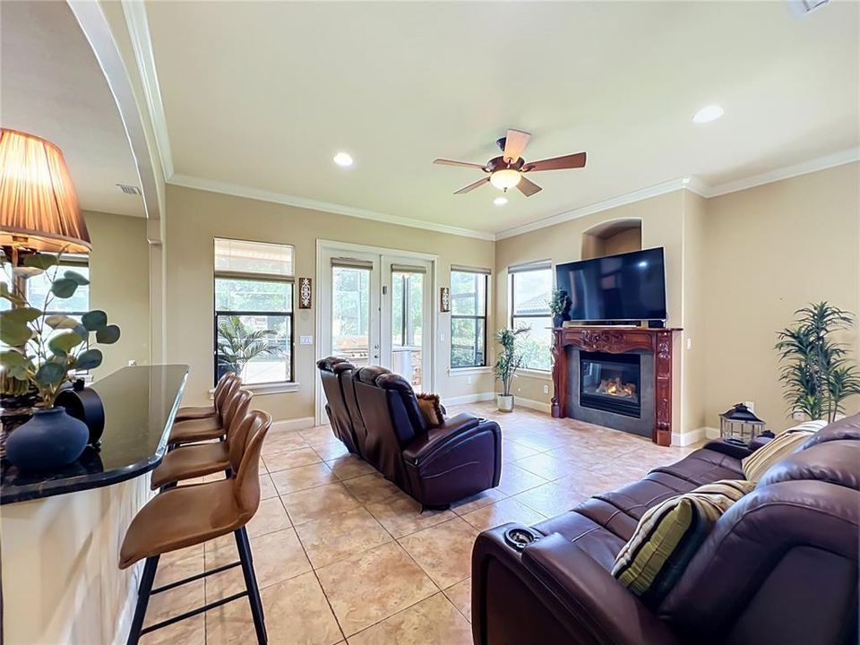 For Sale: $1,075,000 (4 beds, 4 baths, 3552 Square Feet)