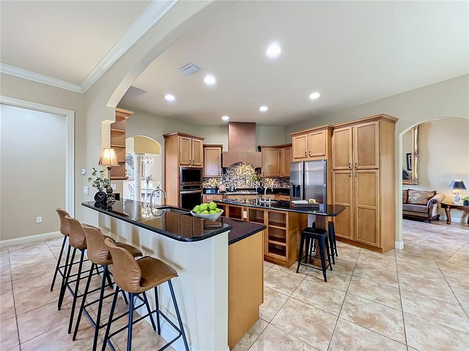 For Sale: $1,075,000 (4 beds, 4 baths, 3552 Square Feet)