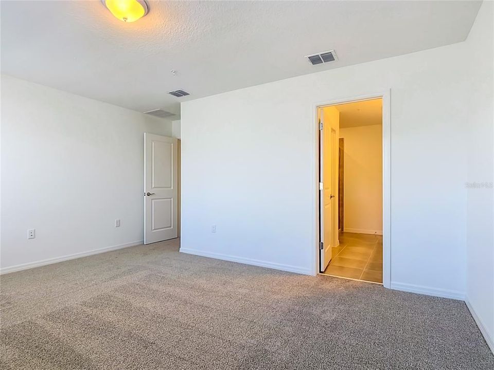 For Rent: $2,500 (3 beds, 2 baths, 1528 Square Feet)