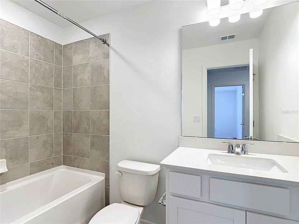 For Rent: $2,500 (3 beds, 2 baths, 1528 Square Feet)