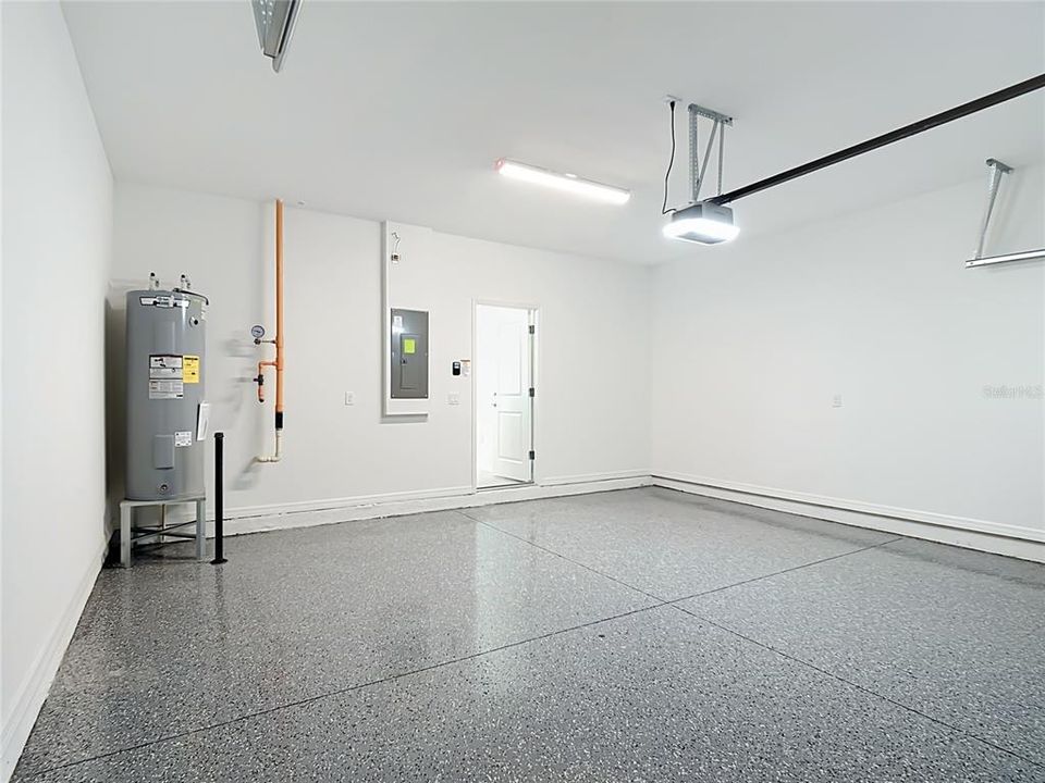 For Rent: $2,500 (3 beds, 2 baths, 1528 Square Feet)
