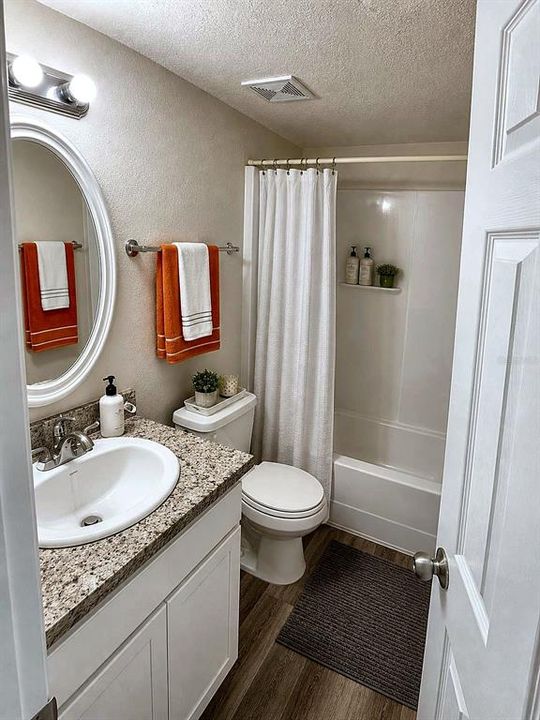 For Rent: $1,650 (2 beds, 2 baths, 918 Square Feet)
