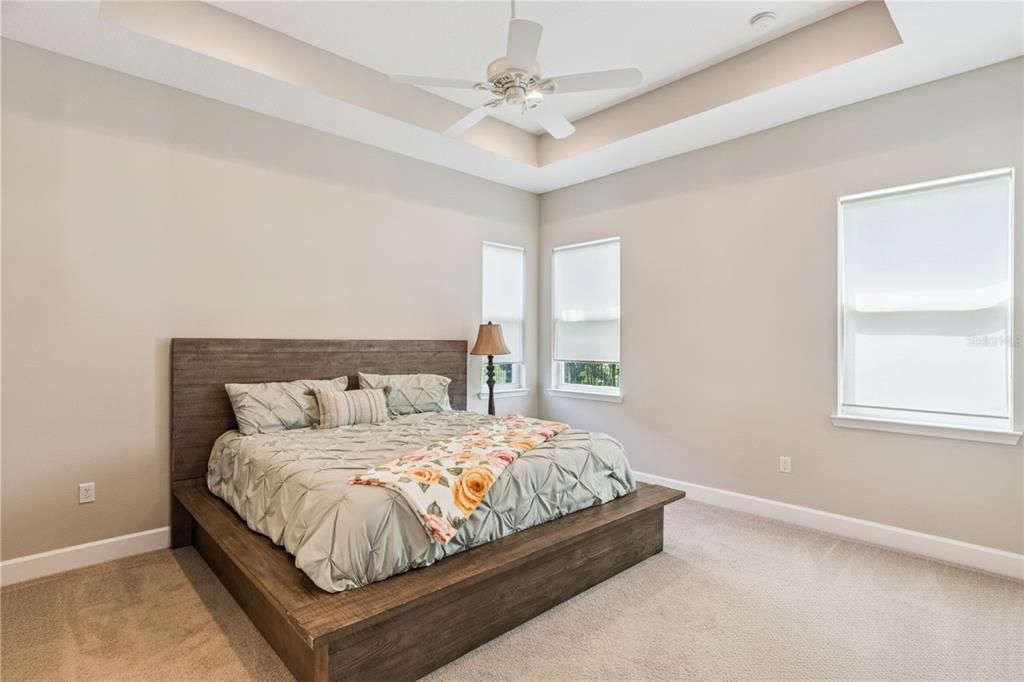 For Sale: $325,000 (2 beds, 2 baths, 1655 Square Feet)