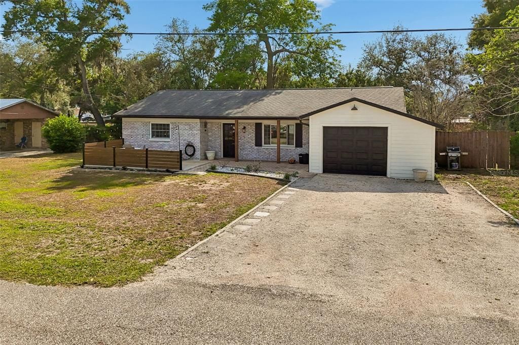 En Venta: $375,000 (3 camas, 2 baños, 1316 Pies cuadrados)