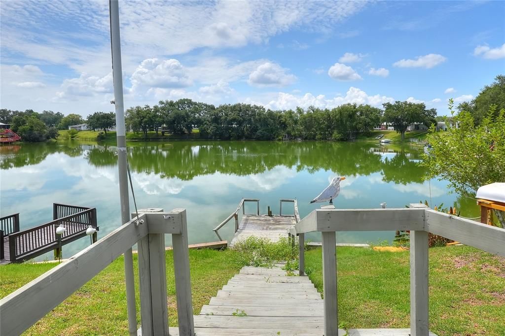 For Sale: $149,900 (2 beds, 2 baths, 1080 Square Feet)