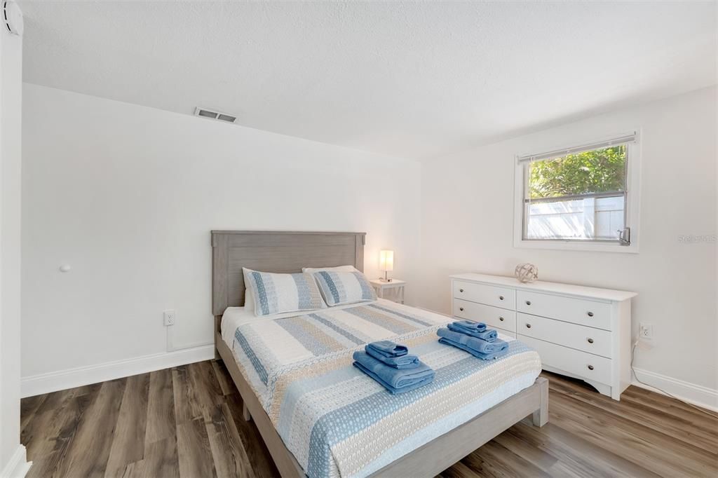 For Rent: $3,000 (4 beds, 2 baths, 1301 Square Feet)