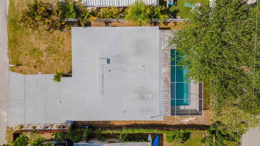 For Rent: $3,000 (4 beds, 2 baths, 1301 Square Feet)