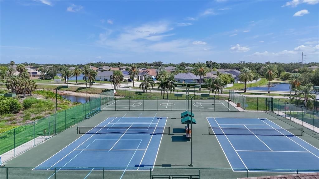 For Sale: $384,900 (2 beds, 2 baths, 2142 Square Feet)