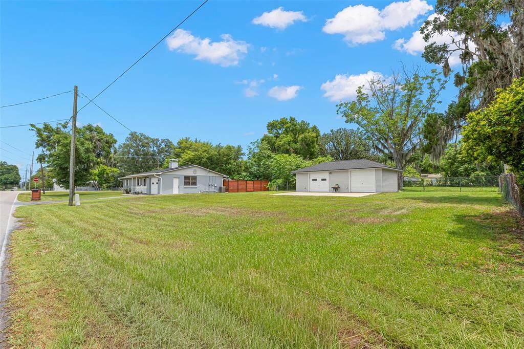 For Sale: $415,000 (4 beds, 2 baths, 1683 Square Feet)