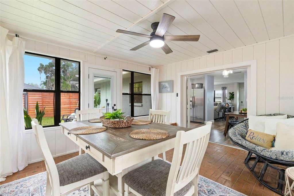 For Sale: $415,000 (4 beds, 2 baths, 1683 Square Feet)