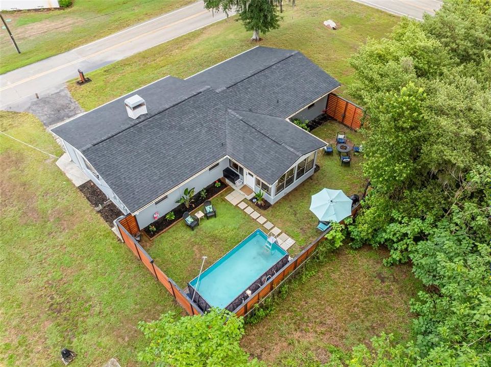 For Sale: $415,000 (4 beds, 2 baths, 1683 Square Feet)