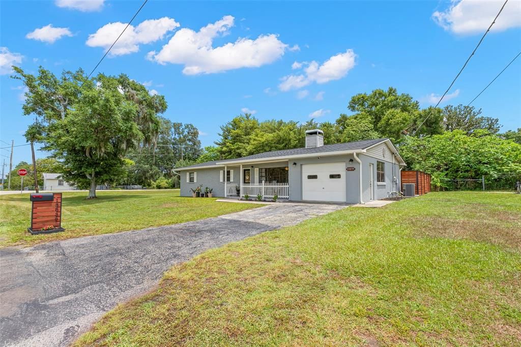 For Sale: $415,000 (4 beds, 2 baths, 1683 Square Feet)