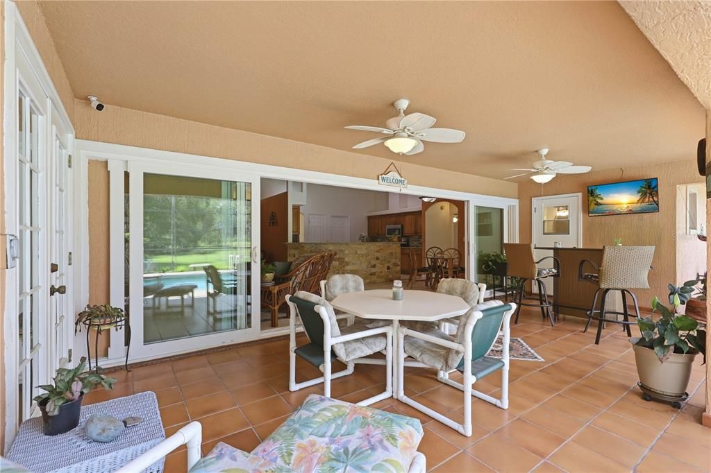 For Sale: $850,000 (3 beds, 3 baths, 2312 Square Feet)