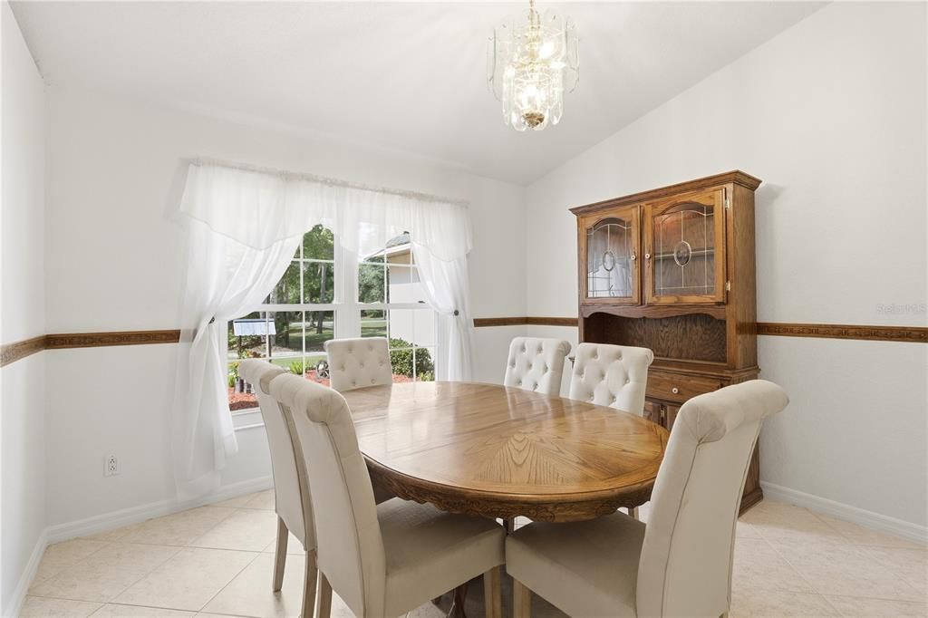 For Sale: $850,000 (3 beds, 3 baths, 2312 Square Feet)